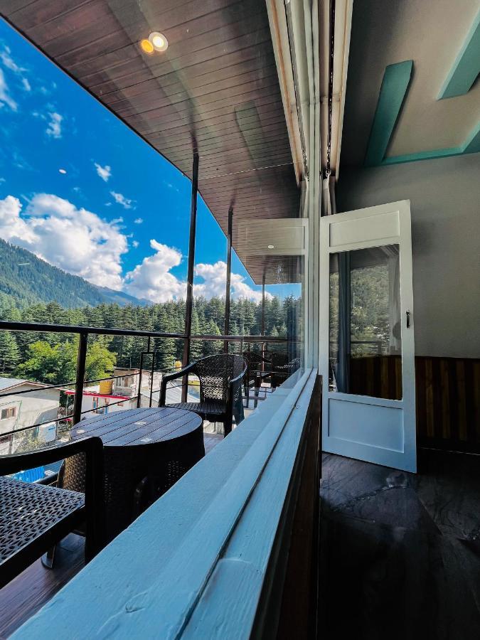 Apple Flower With Balcony And Mountain View 마날리 외부 사진